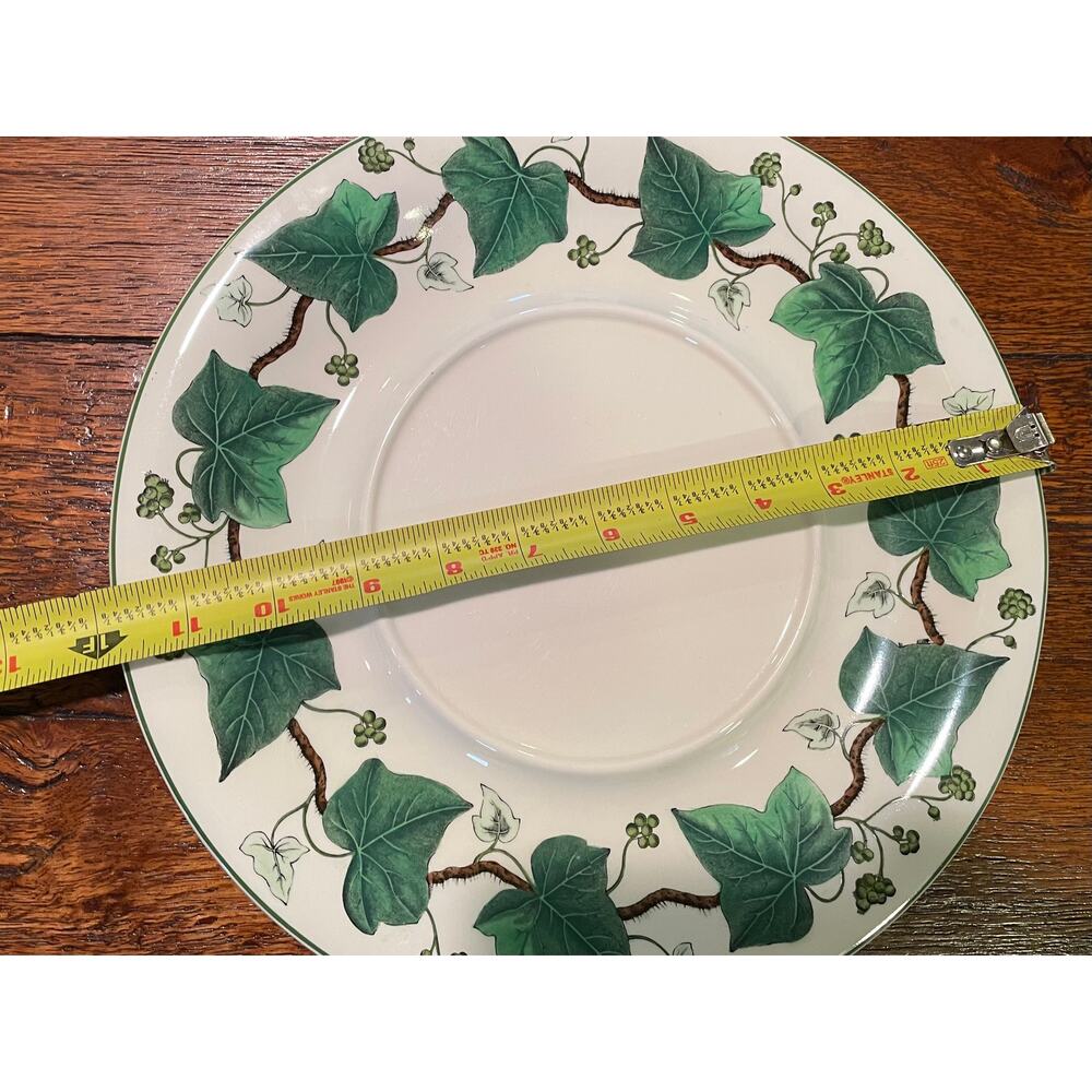 Wedgwood Napoleon Ivy Round Serving Platter - Picture 5 of 6
